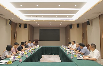 Zhu Chaoyang(Vice Chief of Ningbo Beilun Customs District PRC China), and Zhu Jianjun (Deputy Director of Ningbo Development Zone Commerce Bureau) Visit Hailiang Group